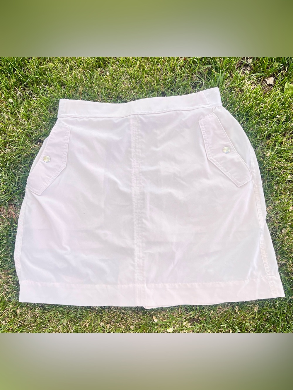 Athleta Off White/Cream Athletic Skort